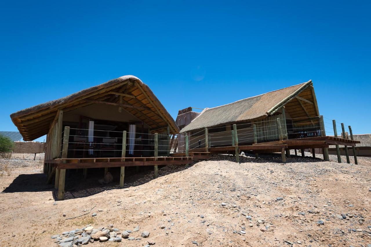 Wilderness Safaris Kulala Desert Lodge 세스리엠 외부 사진