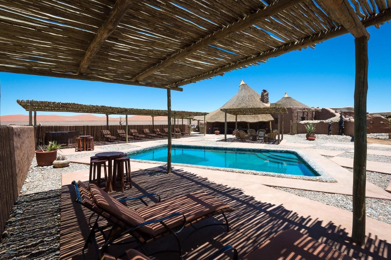Wilderness Safaris Kulala Desert Lodge 세스리엠 외부 사진