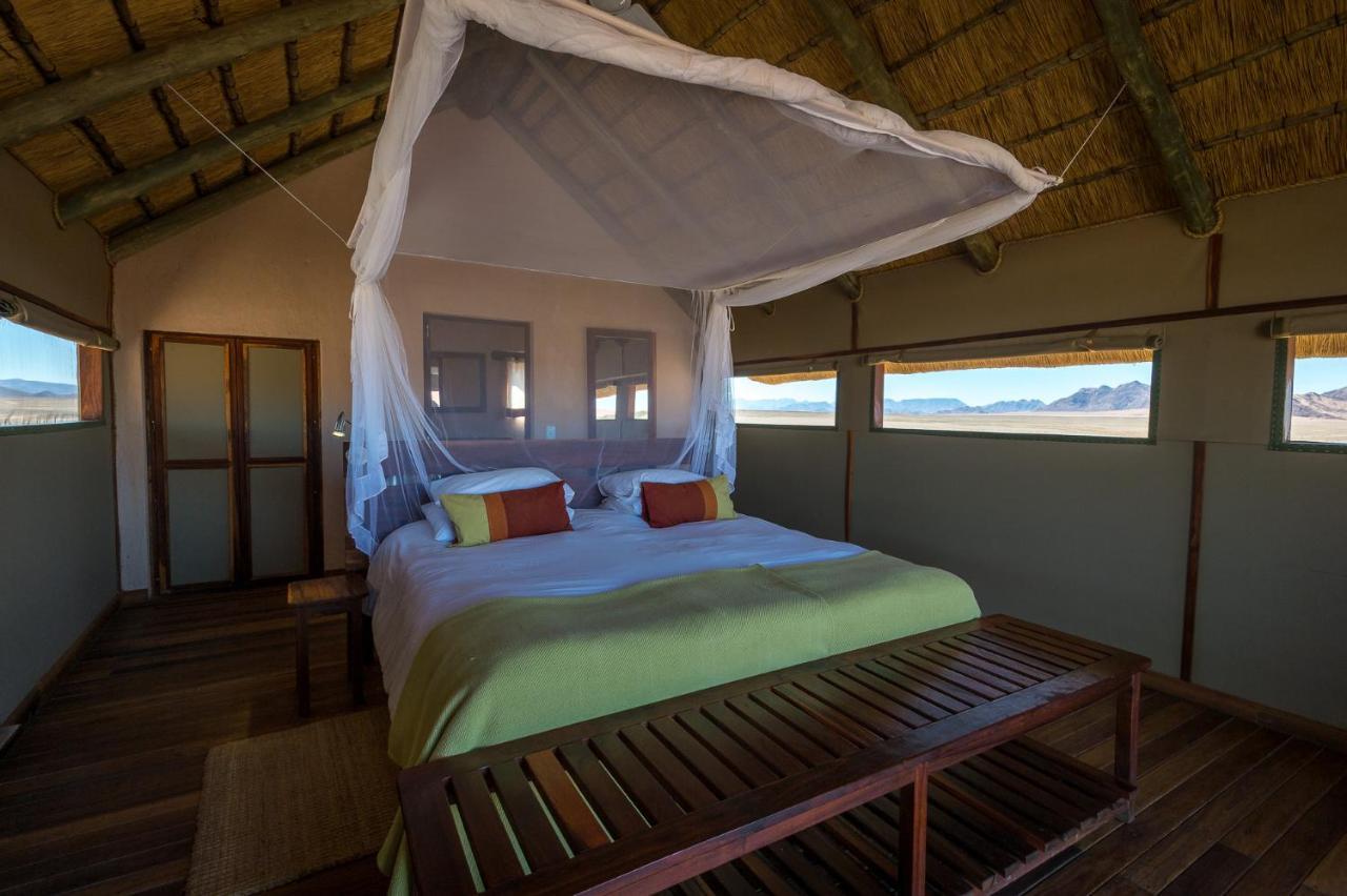 Wilderness Safaris Kulala Desert Lodge 세스리엠 외부 사진
