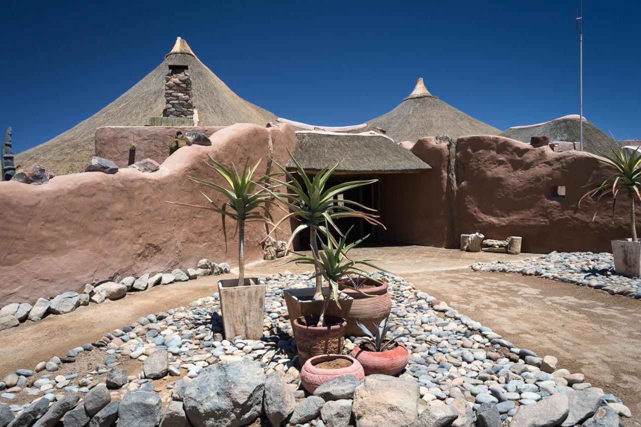 Wilderness Safaris Kulala Desert Lodge 세스리엠 외부 사진